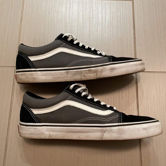 Vans Old Skool shoes. Black and grey. Men’s size 10. - Picture 2 of 5